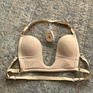 Nude convertible plunge bra size 2 (fits band size 30-34, a-c cup)